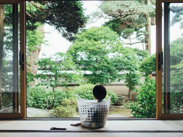 子供だからできることに共感の声　４枚の写真に懐かしさを感じる