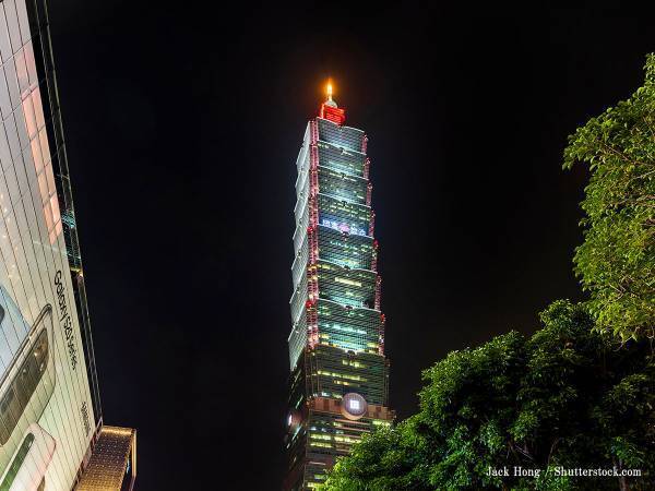 台湾が、日本に向けた『メッセージ』をライトアップ　ワクチン寄付を受け