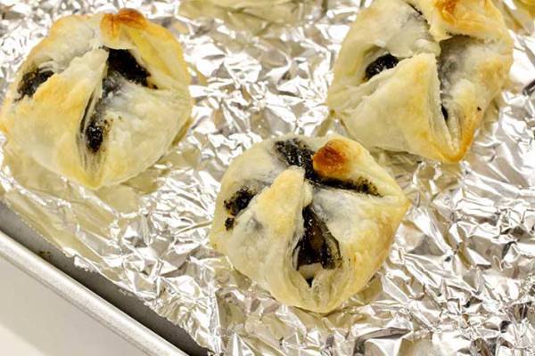 手作りおやつ、パイの中身は？　モチモチな『具』に「天才」の声