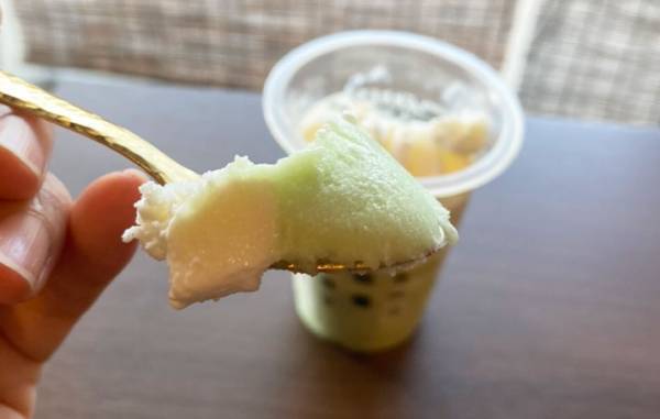 「初夏はやっぱりメロンだよね」　ファミマの限定アイスが至福のおいしさだった