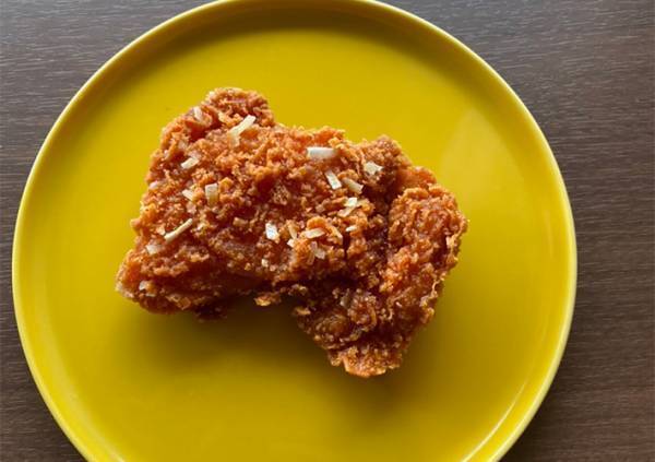 ファミチキの『カラムーチョ味』が登場　気になる辛さは？