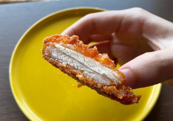 ファミチキの『カラムーチョ味』が登場　気になる辛さは？