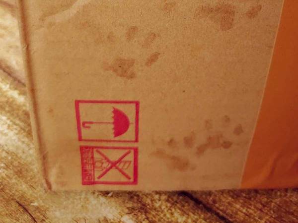 雨の日にやってきた配達員「申し訳ございません」　続く展開に、１２万『いいね』