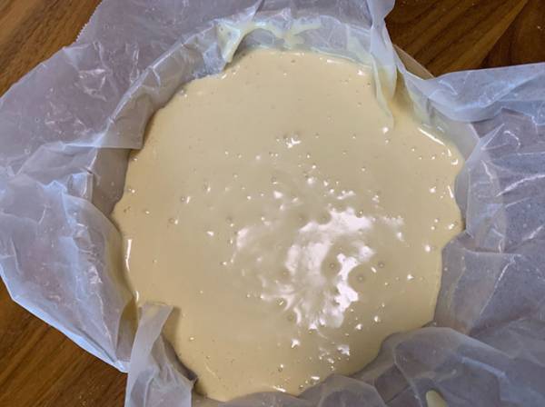 人気のコンビニスイーツがお家で簡単に作れる！バスクチーズケーキレシピ