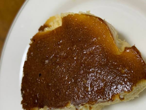 人気のコンビニスイーツがお家で簡単に作れる！バスクチーズケーキレシピ