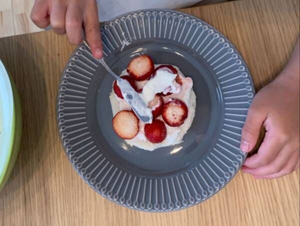 １歳のお誕生日におススメ 話題のスマッシュケーキを子供と一緒に作ってみた