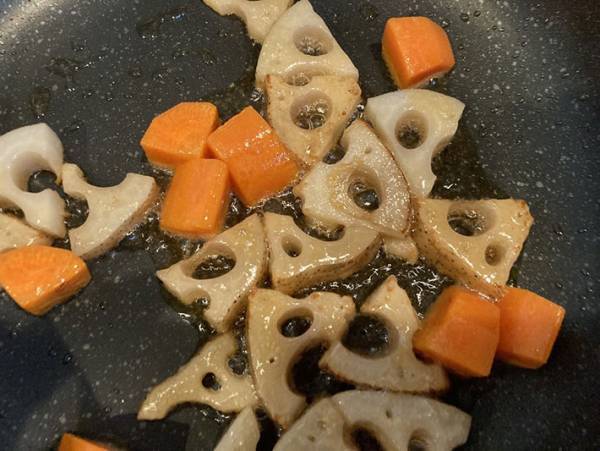 夏は辛いものが食べたい カルディのマーラーシャングォの素がしび辛で絶品