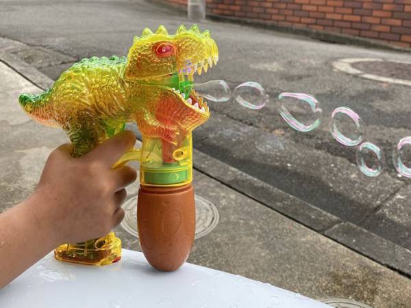 『３COINS』ってすごい！　ハイクオリティなシャボン玉＆水鉄砲に子供大興奮