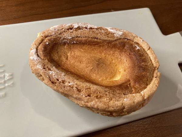 その食感にハマる ビアードパパの恐竜のガリガリたまごシューを食べてみた