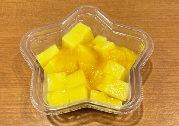 セブンの星型容器に入った『わらび餅』　ひと口食べると？