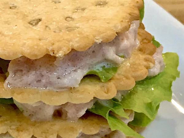 「お菓子が、ごはんだったらいいのに」　子供の頃の夢を叶えるレシピだらけ！