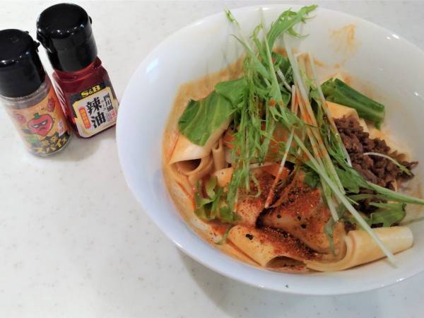 今話題のビャンビャン麺をトッピングを変えて食べてみた！どっちにする？辛さアップかマイルドアップ