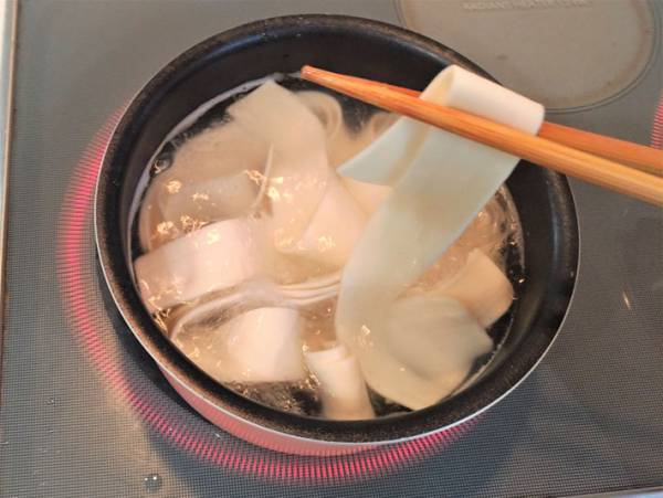 今話題のビャンビャン麺をトッピングを変えて食べてみた！どっちにする？辛さアップかマイルドアップ