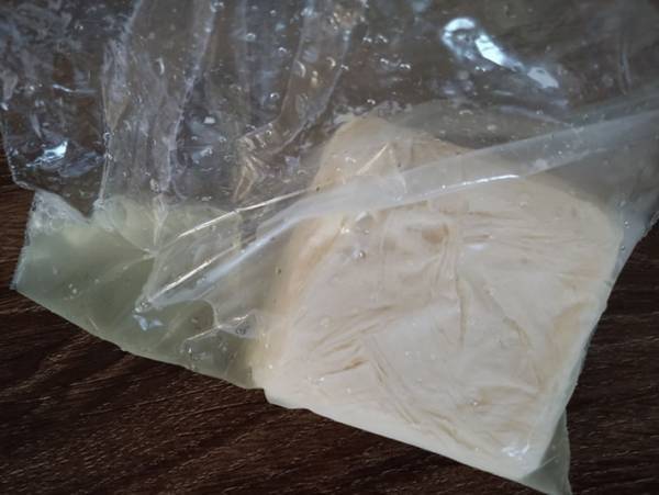 豆腐を凍らせたら大変身！ 旨みがスゴイ！ 濃厚 『ゆば風豆腐丼』を作ってみました！