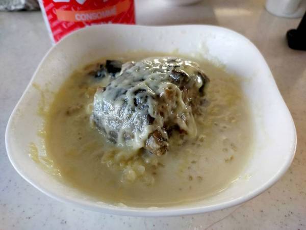 具材はさば缶オンリー！レンジでできるアレンジ無限大のリゾットレシピ