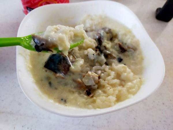 具材はさば缶オンリー！レンジでできるアレンジ無限大のリゾットレシピ