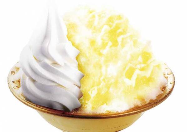 コメダ珈琲のかき氷を注文して驚愕　想像を超えるサイズに「ミニとは？」