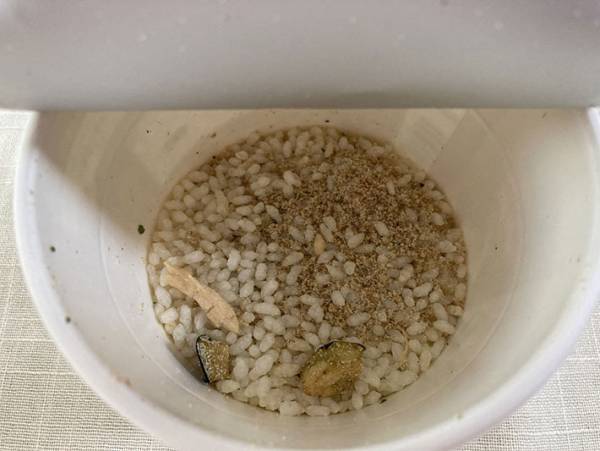 カルディのロイタイグリーンカレー 日清コラボのカップ飯が超絶美味だった