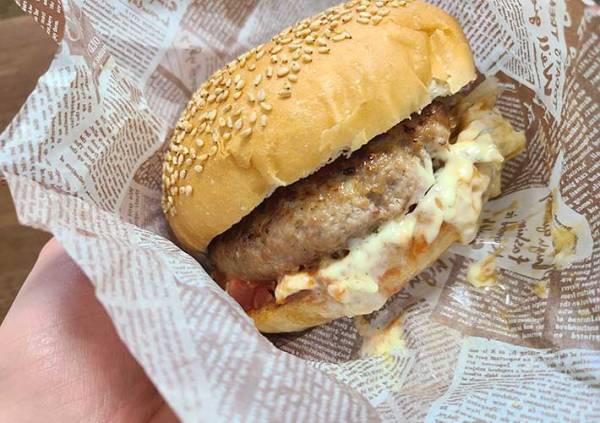 ガストのハンバーグはおすすめ？　不動の人気「間違いない」の声