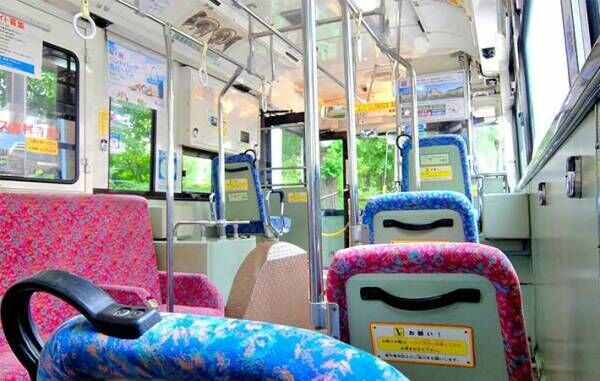 マスクなしでバスに乗ろうとした高齢女性　すると、周囲にいた乗客が…？
