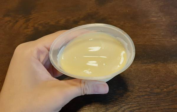 ふわっふわでトロットロ　『窯出しとろけるプリン』を食べてみた