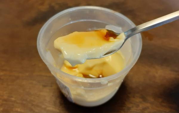ふわっふわでトロットロ　『窯出しとろけるプリン』を食べてみた