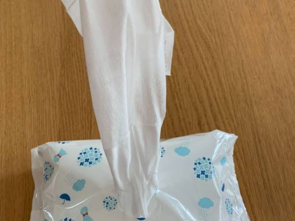 除菌ティッシュやおしりふきに使える ウエットティッシュを１枚ずつ出す裏ワザ