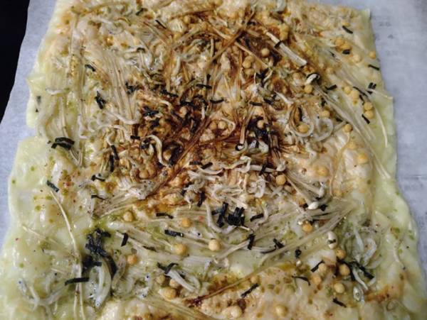 カルシウムたっぷりで低糖質 レンジで作れる『チーズDEせんべい』のレシピをご紹介！