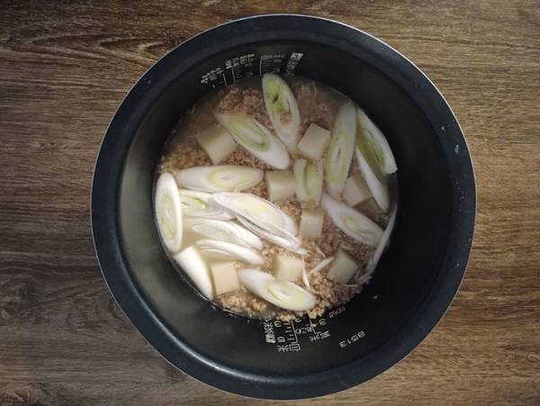 今夜はご飯が主役！ 子供も大好きでボリュームたっぷり『なんちゃっておこわ』を作ってみました！