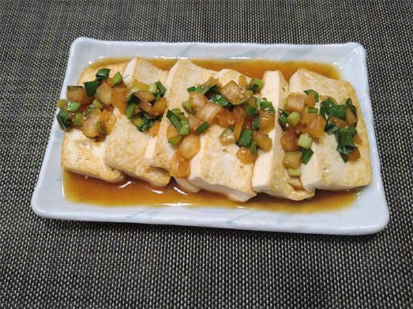 使い回し抜群！ 冷や奴にもしゃぶしゃぶにも！ 夏にピッタリの『万能だれ』はコレ！