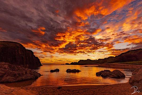 京都府が生み出した『赤い夜明け』が息を吞む美しさ　４枚の写真に心奪われる