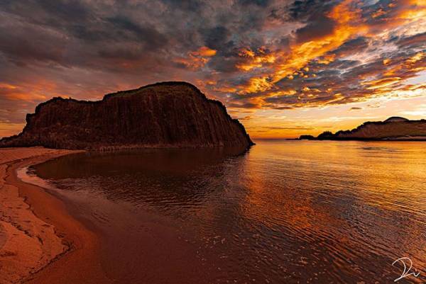 京都府が生み出した『赤い夜明け』が息を吞む美しさ　４枚の写真に心奪われる