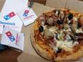 「いつもギルティなピザ食べてたわ…」　ドミノ・ピザが公開した表に震える