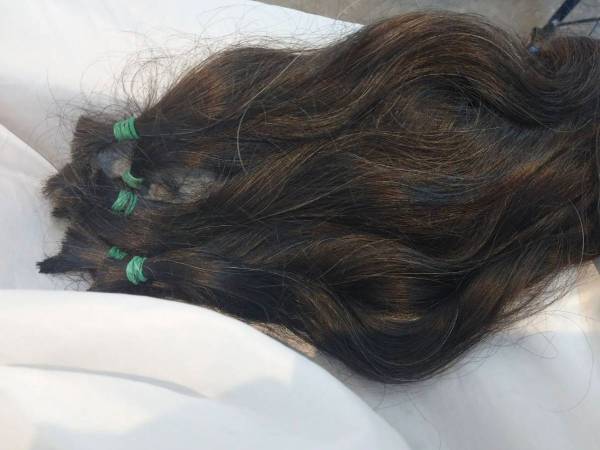 中年の弟が髪を伸ばし始めた　数年後、連絡を受けた姉はハッとした