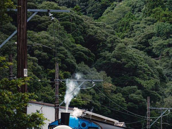 SLを撮影しようと待っていた男性　現れたのはまさかの…？