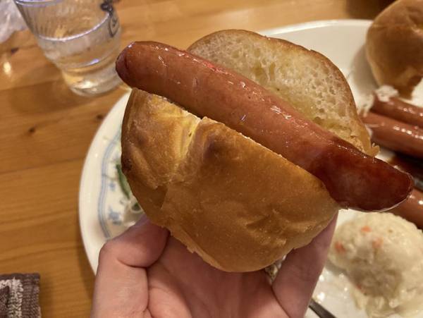 大きすぎるでおなじみのコメダ珈琲店　まんぷくプレートはどれほどのボリュームなのか