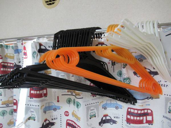 生活感を簡単に隠せる！洗濯用ハンガーの収納方法とは！