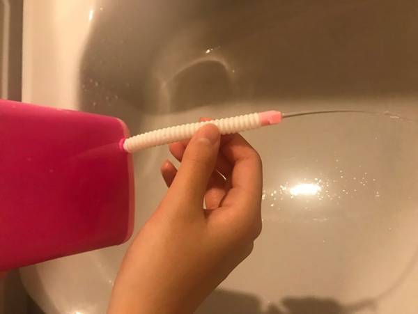 ダイソーの『ミニ洗濯機』が優秀！？ぬいぐるみやメイク道具を洗ってみた結果…