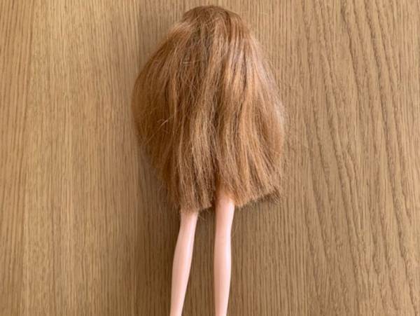 たったこれだけ…？早く知りたかった人形の髪をサラサラにする方法