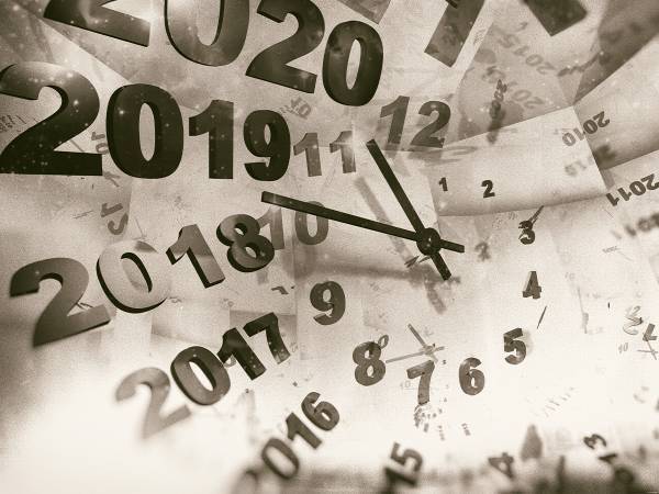 「３２年後から来ました！」　信じてもらえなかった理由に「仕方ない」の声