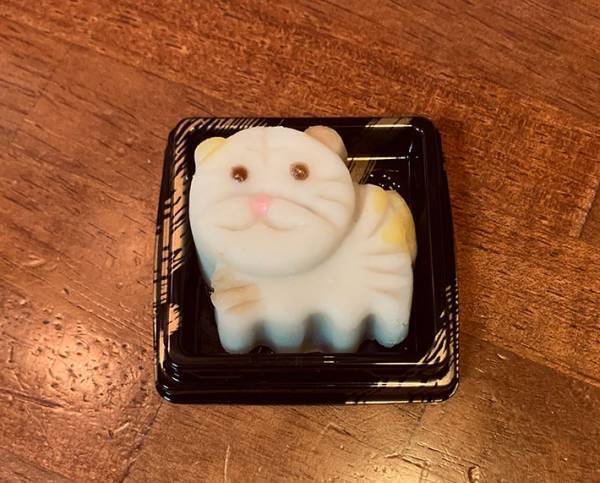 干支の寅だと思って購入した和菓子　しかし、商品名を見たら「ジワジワくる」