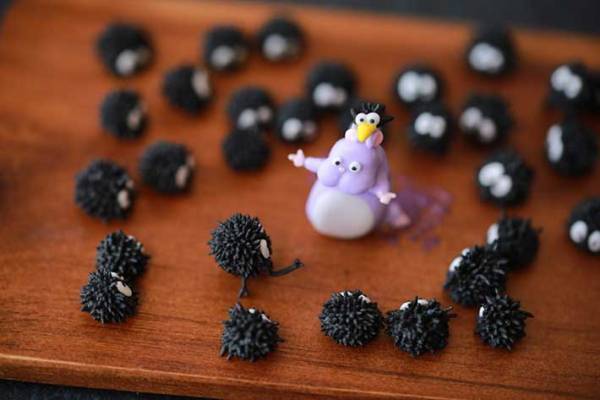 超ミニサイズで「えんがちょ！」　角砂糖よりも小さなサイズで再現