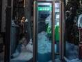 雪の日の夜、『電話ボックス』を見てゾッ…　写真に「腰抜かすわ」「怖すぎる」