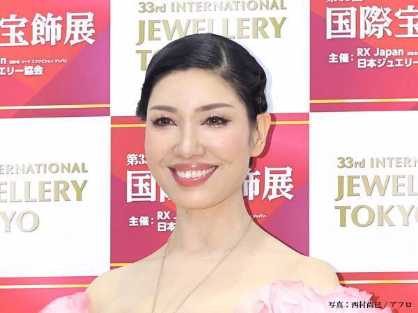 「美しい」「お人形みたい」　アンミカの３２年前の姿に驚愕