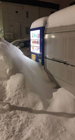 自動販売機で３週間飲み物を買えなかった理由に「ごめんなさい爆笑しました」