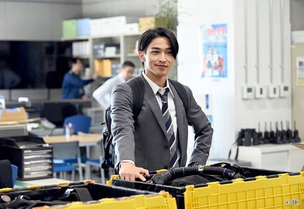 【日曜劇場『DCU』第１話感想・考察】１５年前の事件が鍵を握る、水中ミステリー開幕・ネタバレあり