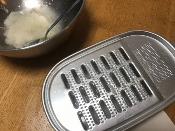 おろし金は洗うのが大変！そんな時はあるものを使って大根おろしを作ろう