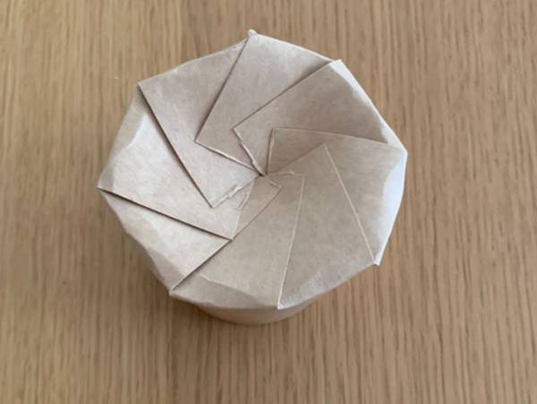 小さなチョコにおすすめ　紙コップを使って簡単にできるラッピング方法