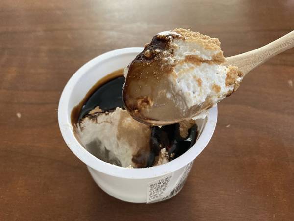 こんなにふわふわなの初めて！ファミマの『クリームわらび餅』がうますぎる