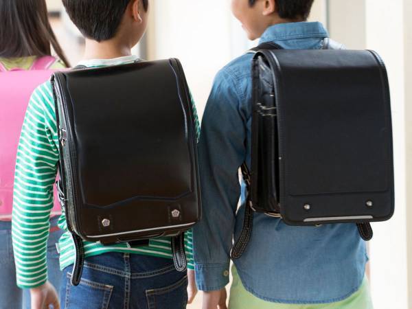 初めて友達を家に呼び、楽しみで仕方がない小１息子　親が爆笑したその姿とは？